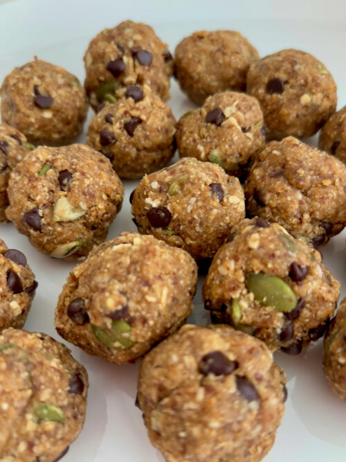 no-bake lactation energy bites