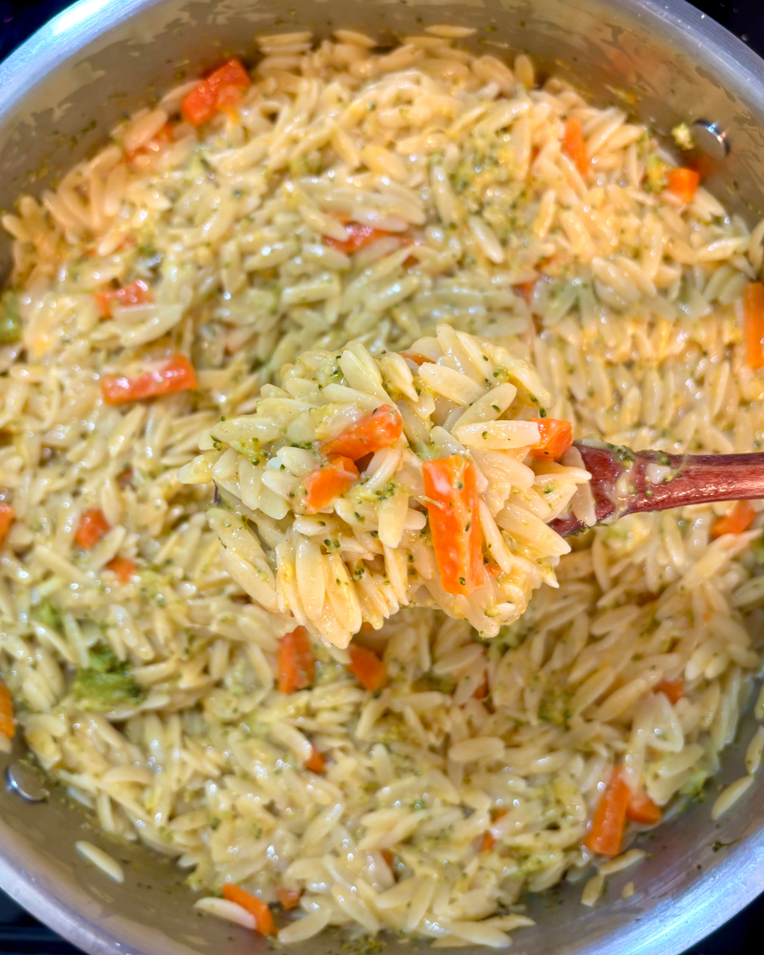 one-pot broccoli carrot orzo