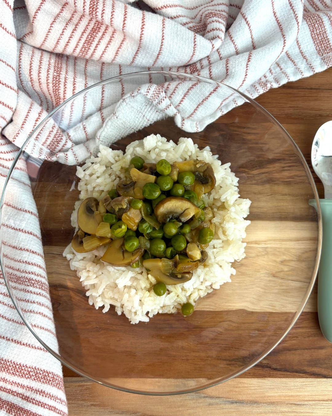 brothy mushrooms & peas